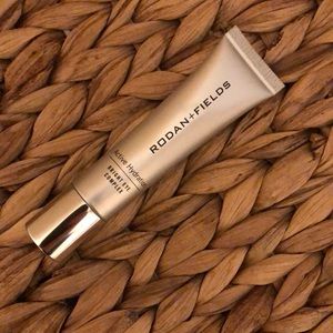 Rodan+fields active hydration bright eye complex